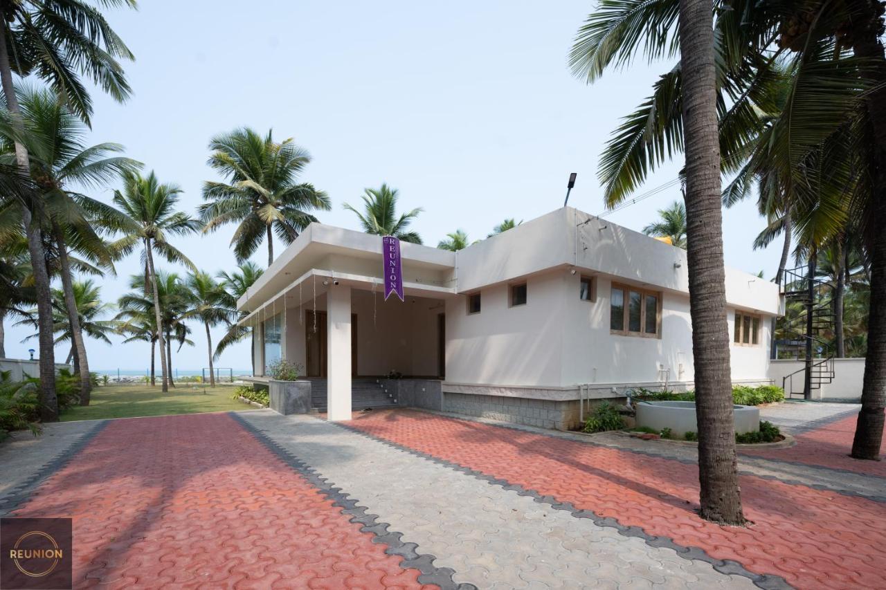 Reunion Ocean Elite - Beach House Udupi Bagian luar foto