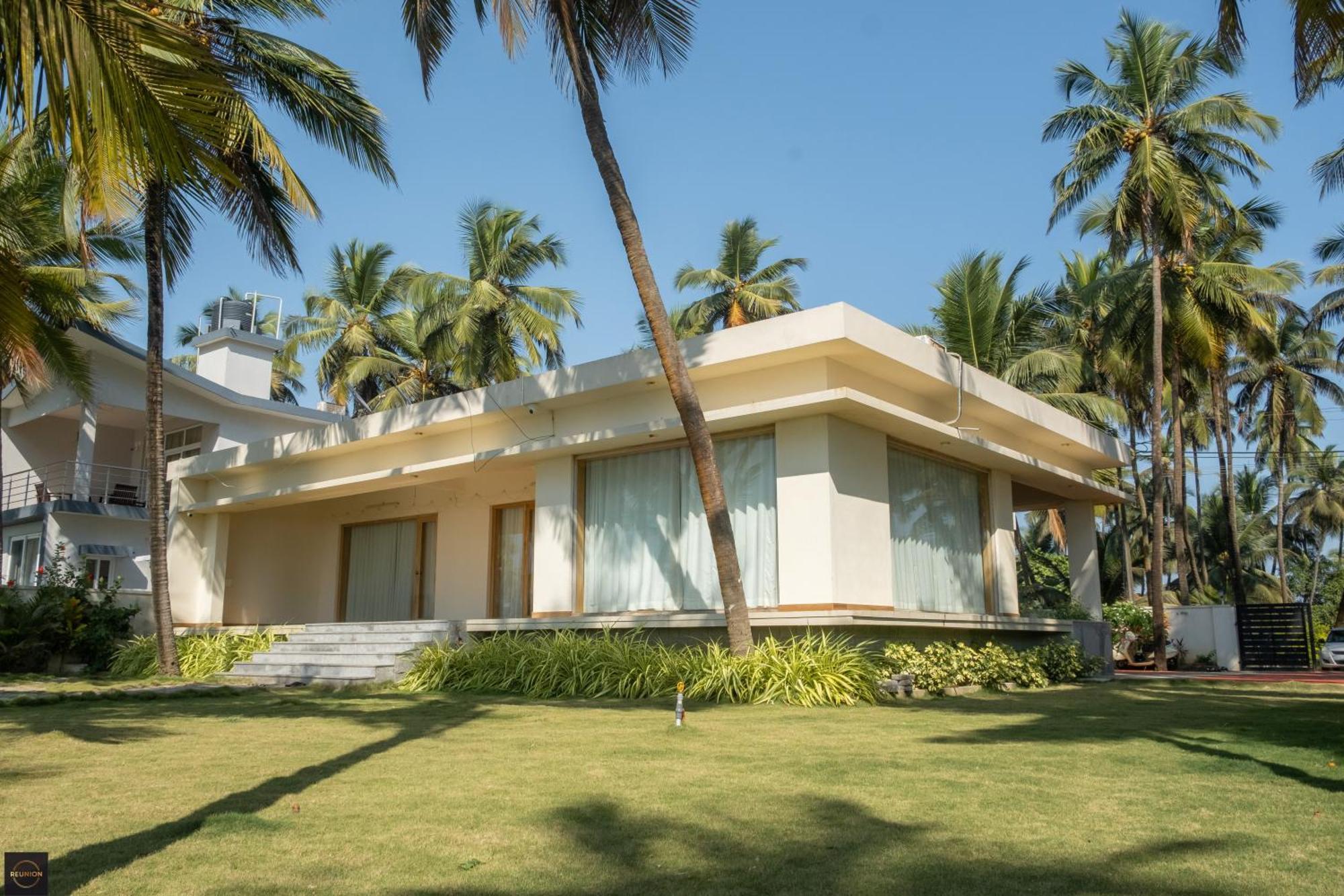 Reunion Ocean Elite - Beach House Udupi Bagian luar foto